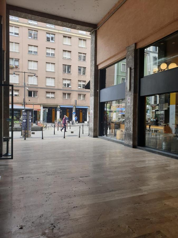 Kibilu - Via Della Moscova *