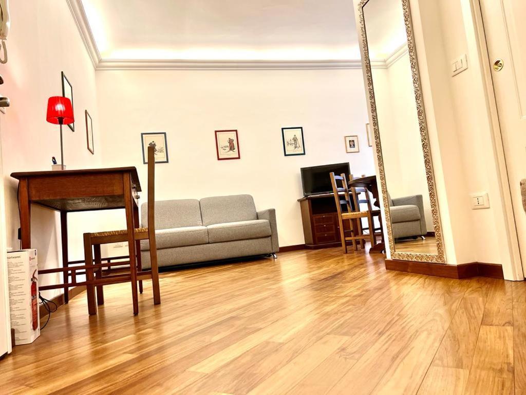 Kibilu - Via Della Moscova Apartment *